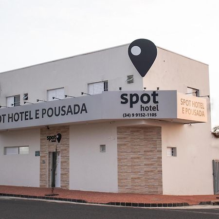 Spot Hotel E Pousada Uberlândia Buitenkant foto